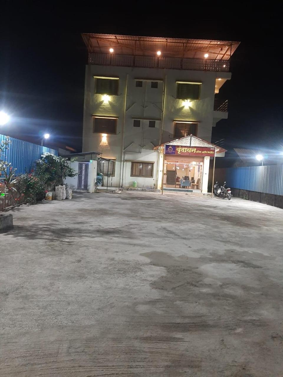 Blue Bell Homestay Lonavala Esterno foto
